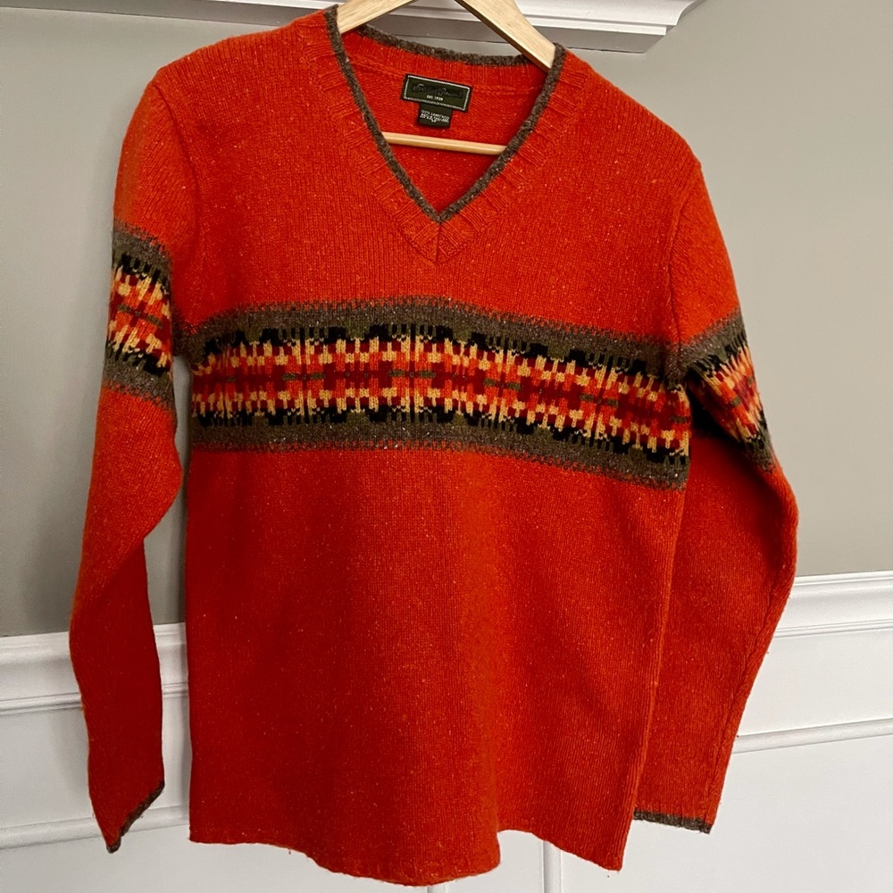 Eddie Bauer lambswool sweater M - like new